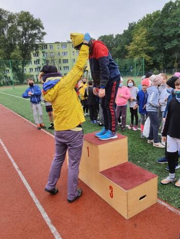 trójbój077