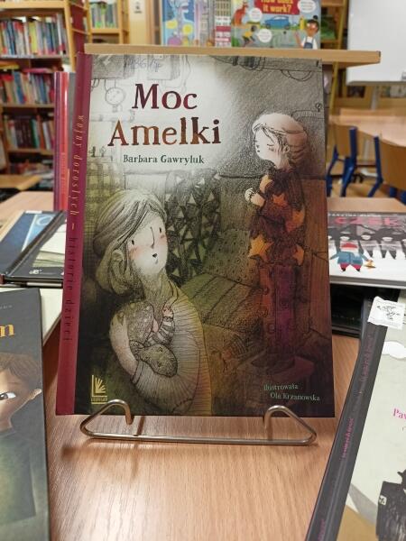 ''Moc Amelki'' Barbara Gawryluk