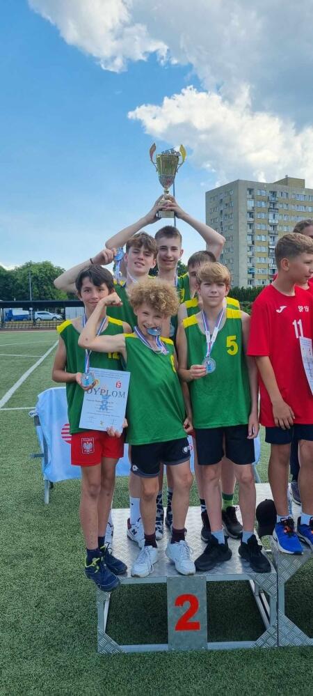 Podwójne srebro na LVII Warszawska Olimpiada Młodzieży w czwórboju lekkoatletycz...