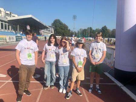 Wolontariusze na KIDSrun
