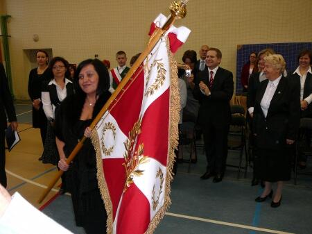 Nadanie imienia 19. Pułku Ułanów Wołyńskich Gimnazjum nr 106 w Zespole Szkół nr ...